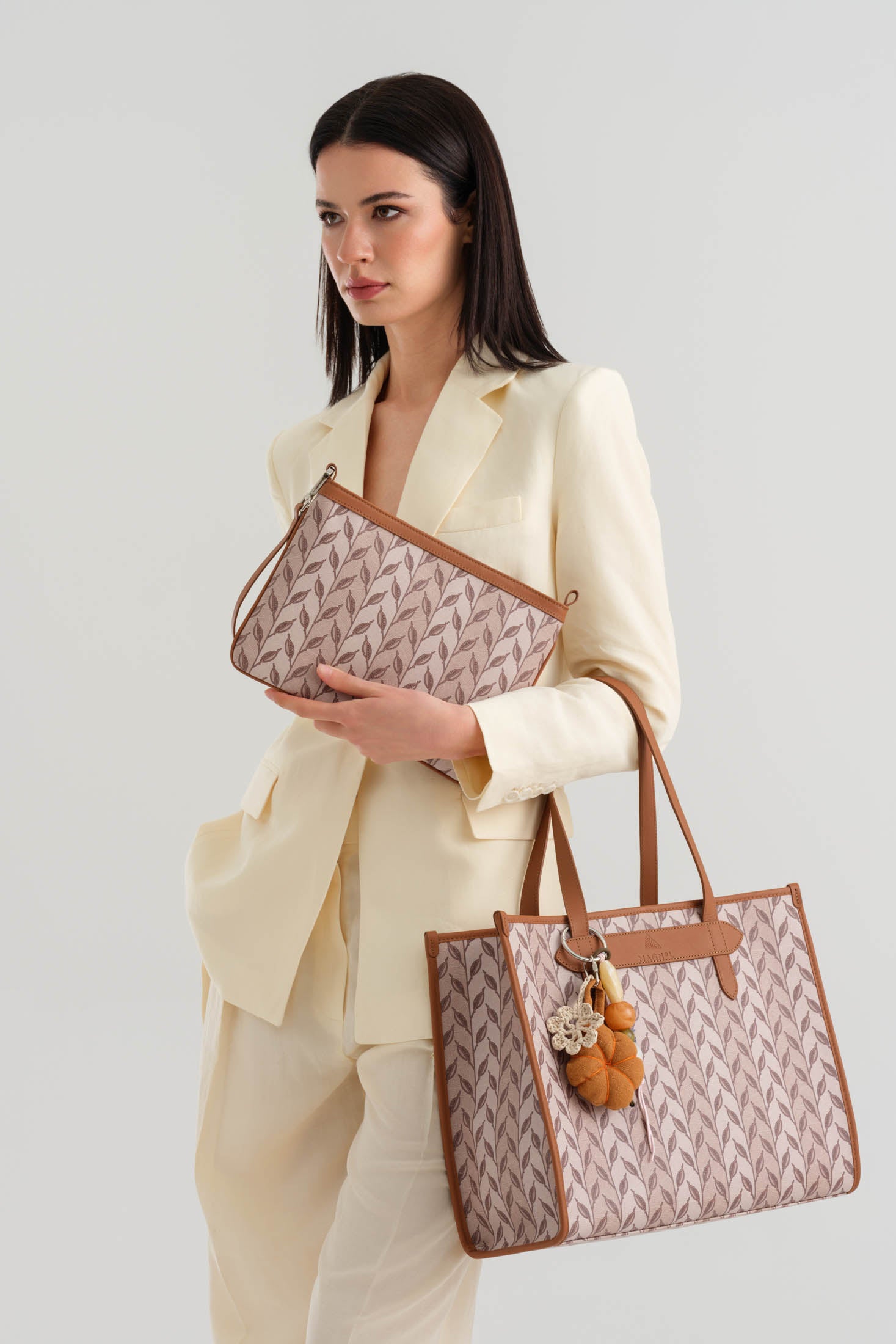 LEAF MONOGRAM MINI CLUTCH - TABA KREM