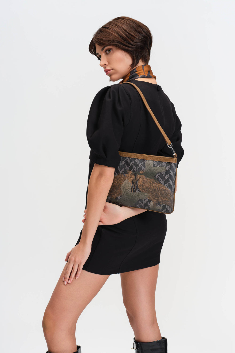 LEAF MONOGRAM MINI CLUTCH - PİNK