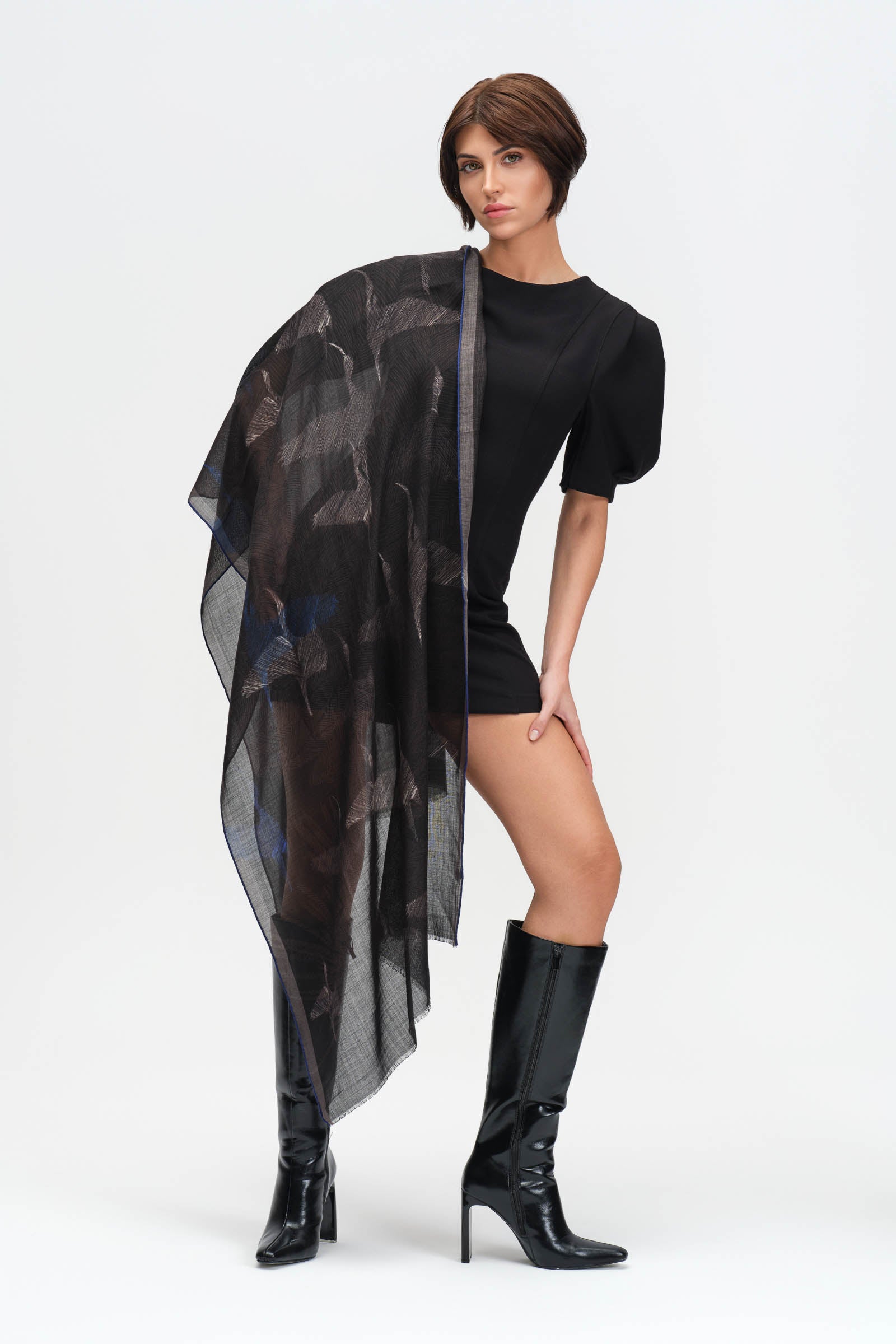 CRIMSON BEAK - NOSTOS SİYAH