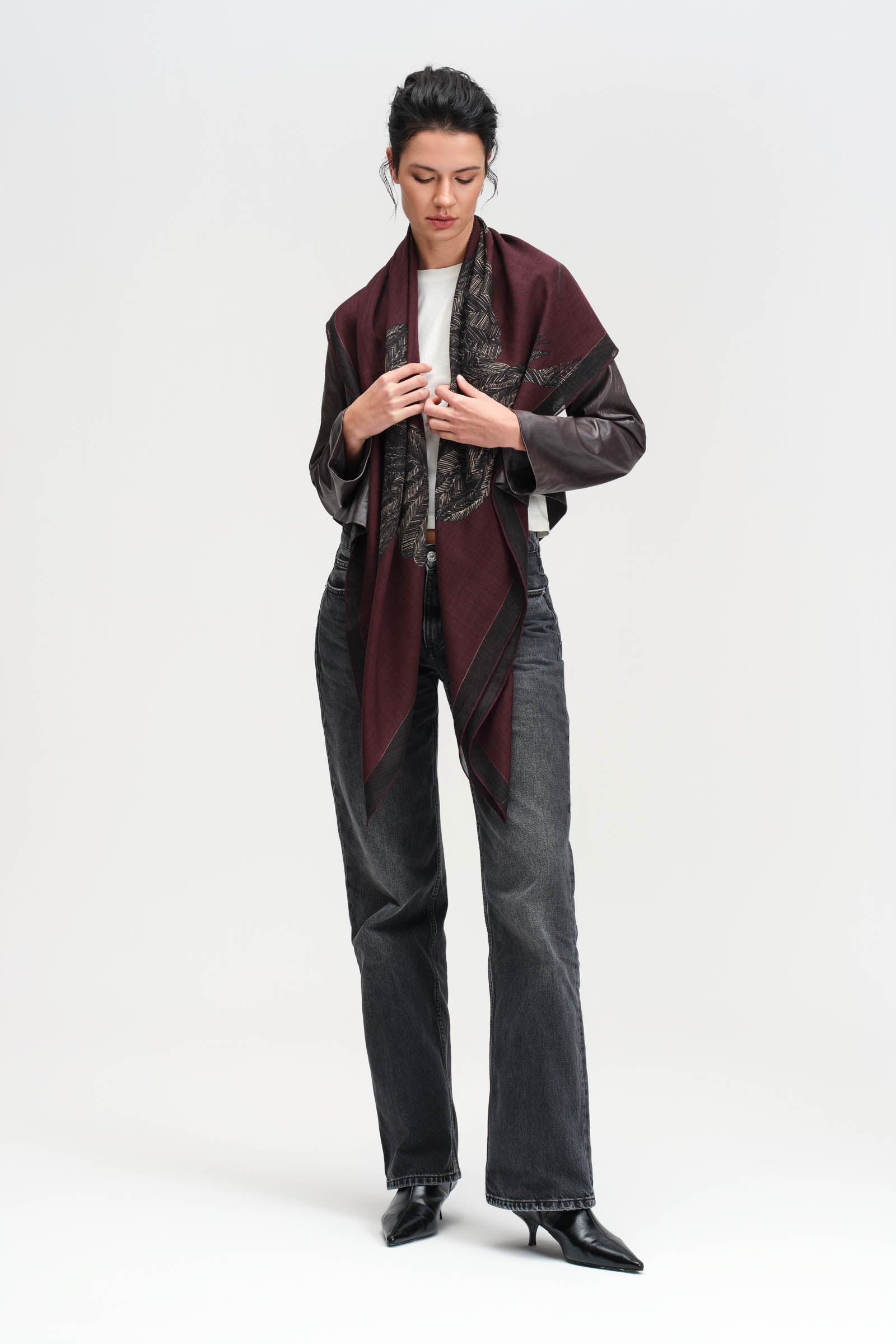 CRIMSON BEAK - NOSTOS BORDO