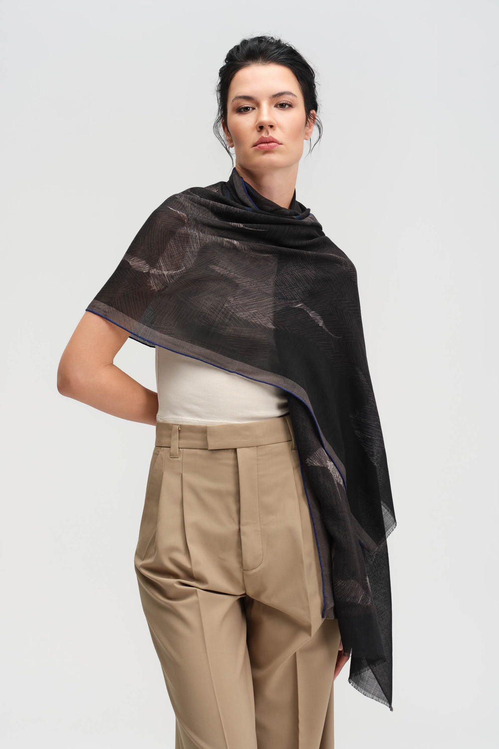 CRIMSON BEAK - NOSTOS SİYAH