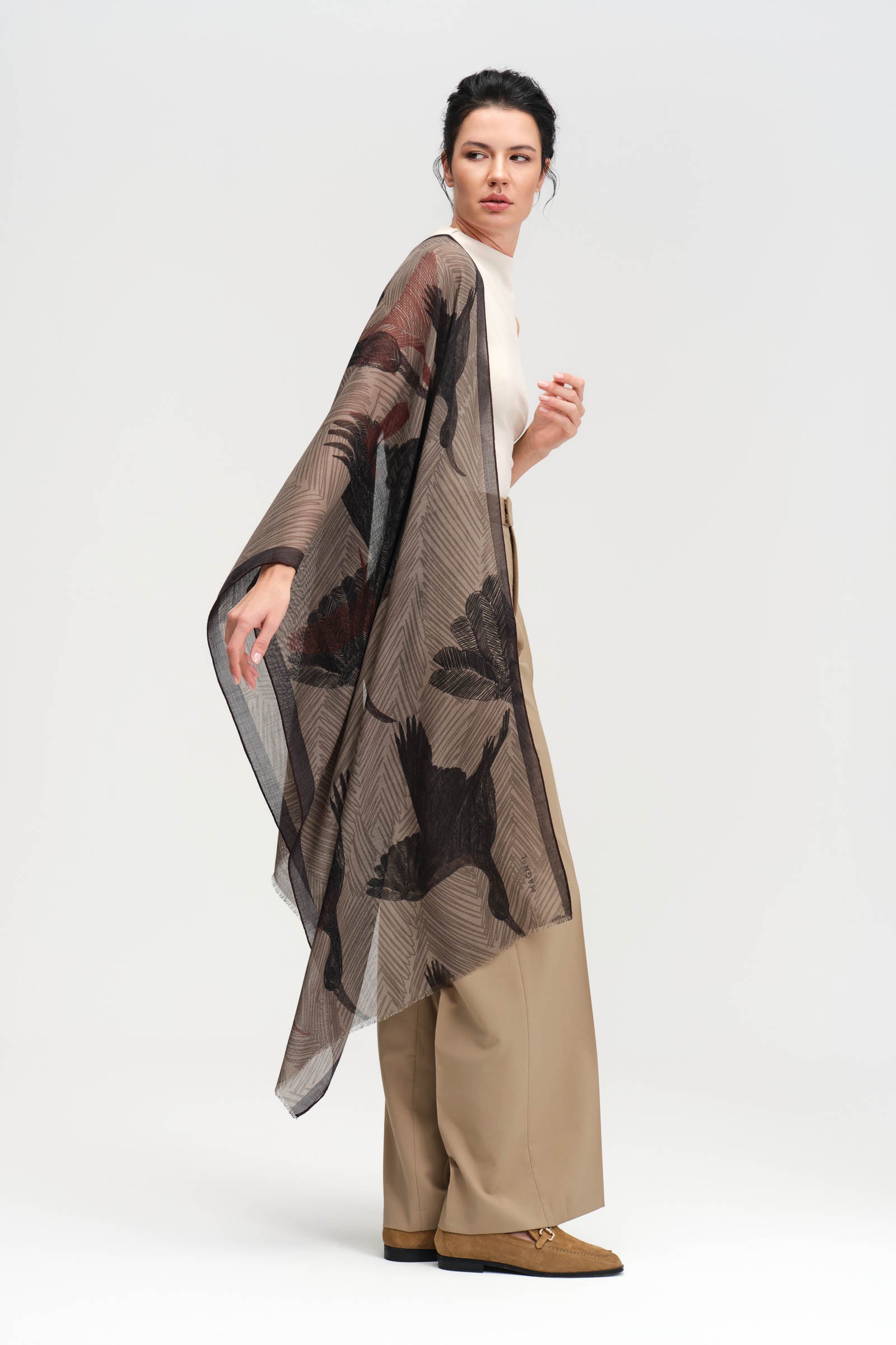 CRIMSON BEAK - NOSTOS GRİ