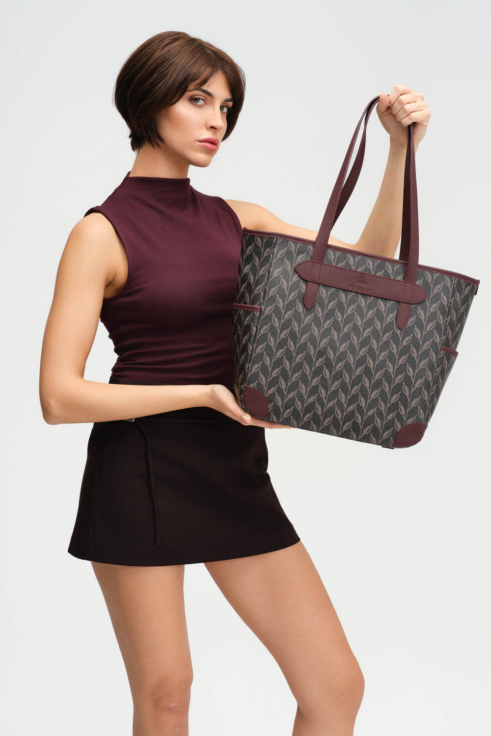 LEAF MONOGRAM TOTE - BROWN BLUE POCKET TOTE